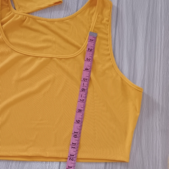 Plus Size Women Solid Color High Crater Short Top And Shorts Three-Piece… - Picture 8 of 14